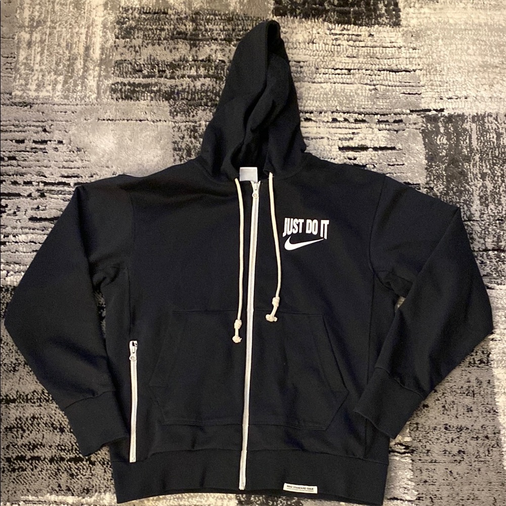 Men’s Nike Standard Issue Dri-Fit Just Do It Hoodie Medium